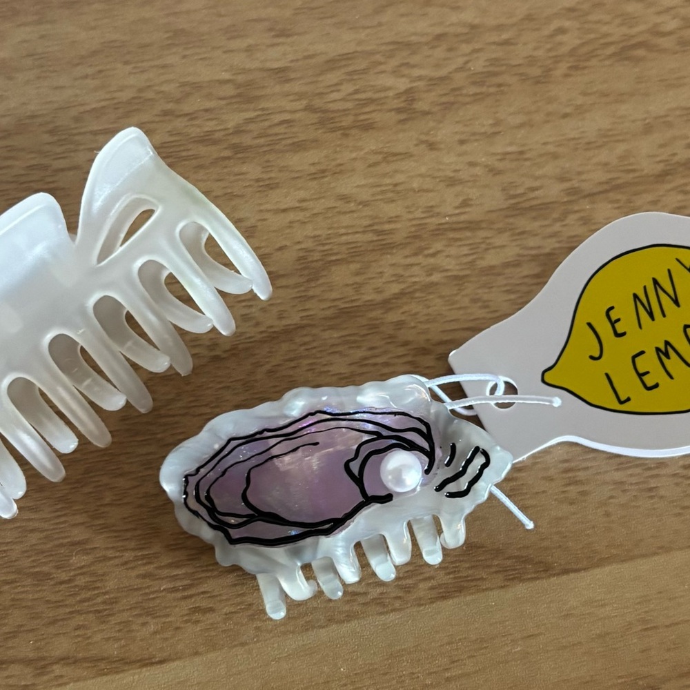 Jenny Lemons Oyster Hair Clip - Picture 8 of 12